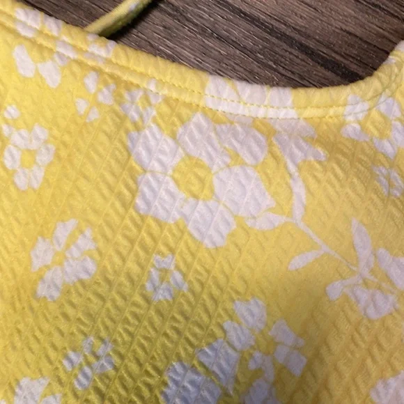 Yellow Flower Bathing Suit 🌻 - Picture 5 of 6